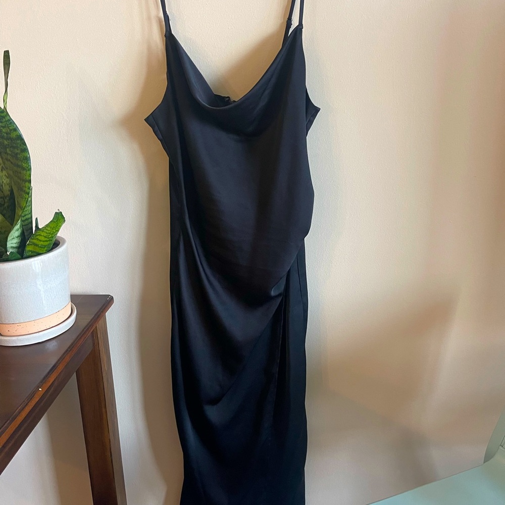 Black RENAMED dress size L
